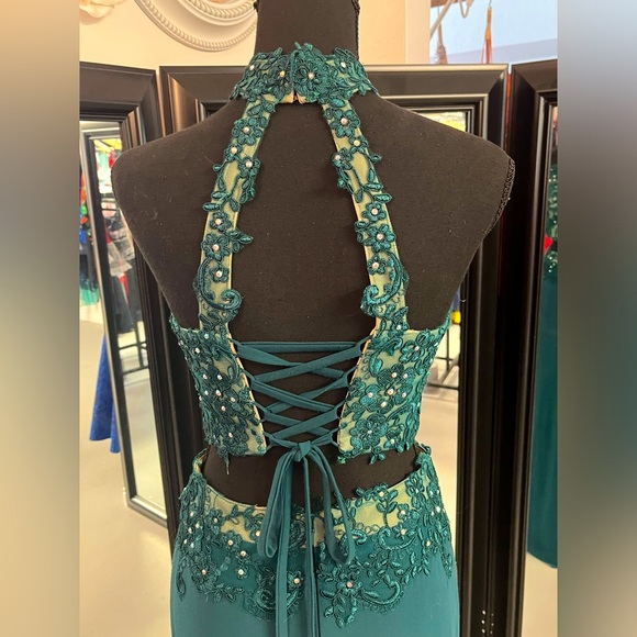 2pc dress - Picture 4 of 4